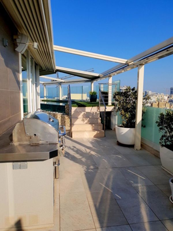 Sliema, Luxury Furnished Penthouse - Ref No 001603 - Image 10