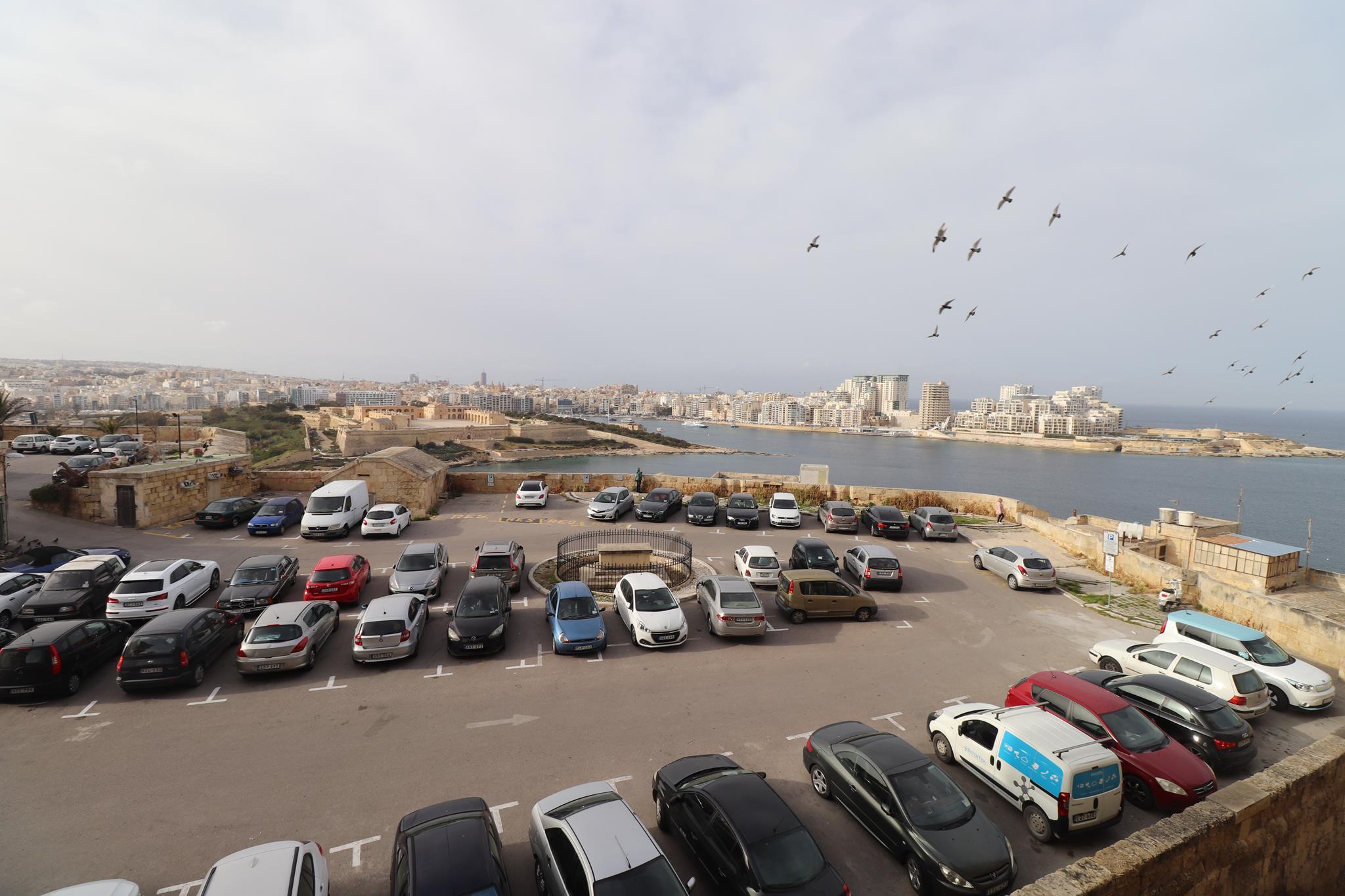 Valletta Apartment - Ref No 002454 - Image 2