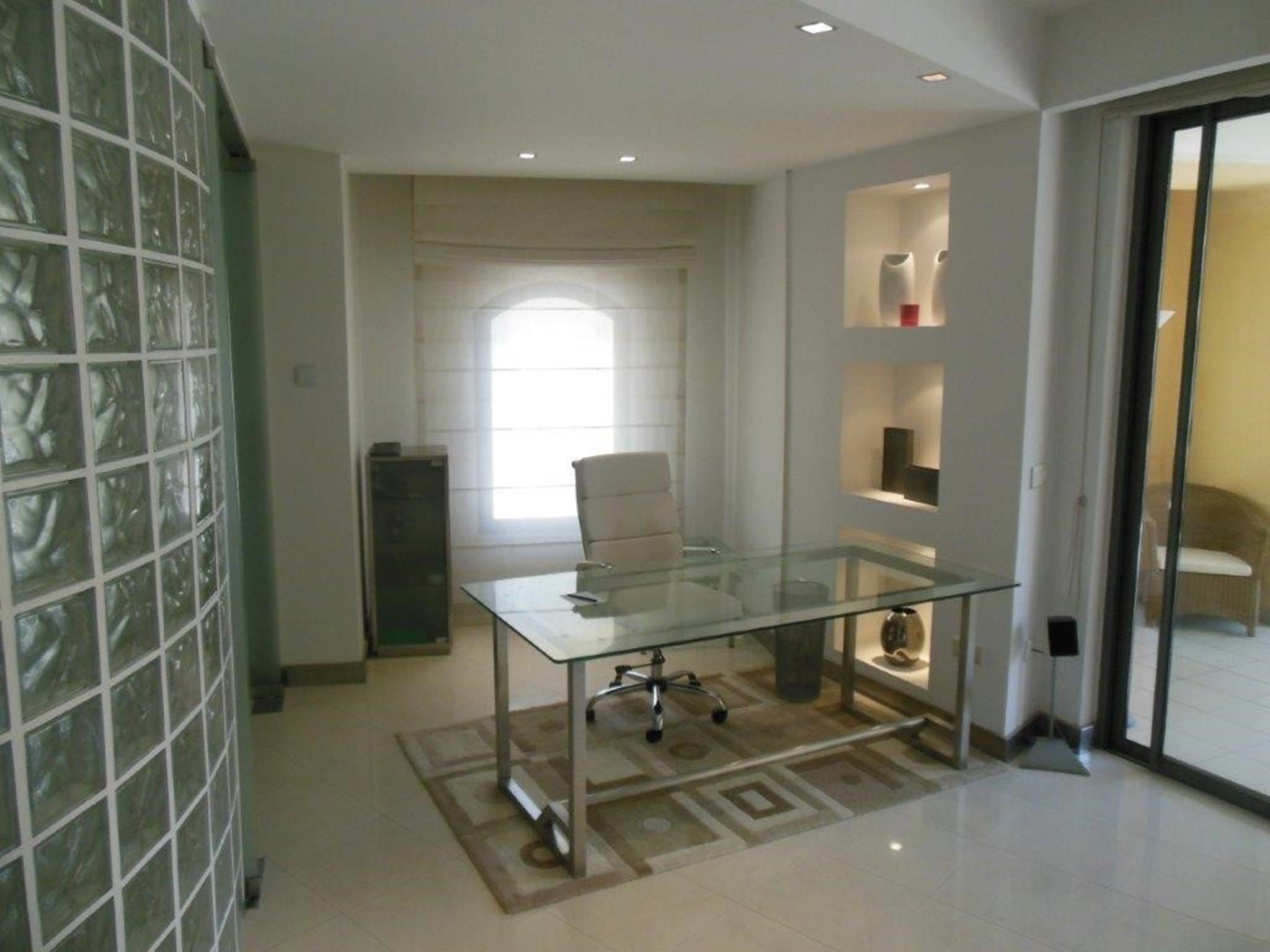 Portomaso Apartment - Ref No 002930 - Image 9