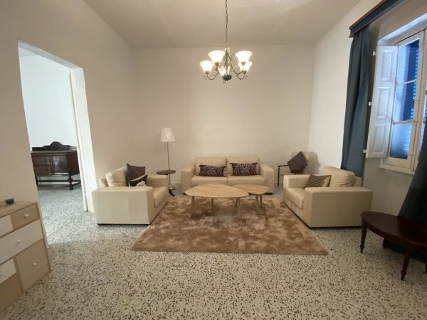 Sliema, Furnished Town House - Ref No 003620 - Image 4