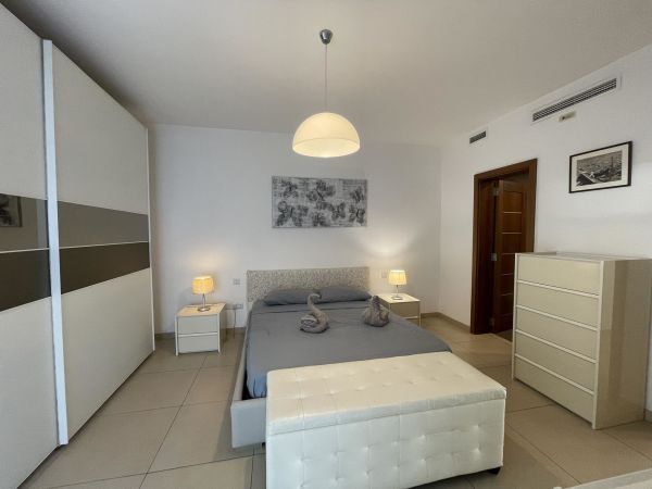 Sliema Apartment - Ref No 004006 - Image 9