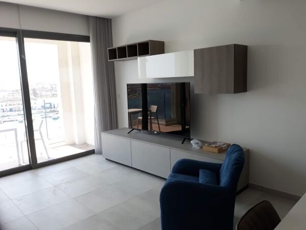 Sliema, Luxury Furnished Apartment - Ref No 004029 - Image 10
