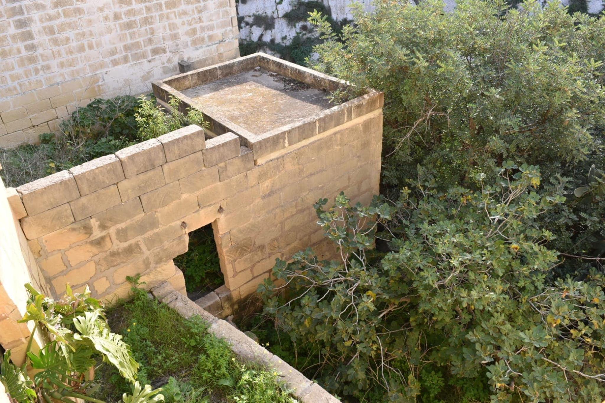 Munxar (Gozo) Farmhouse - Ref No 004046 - Image 7