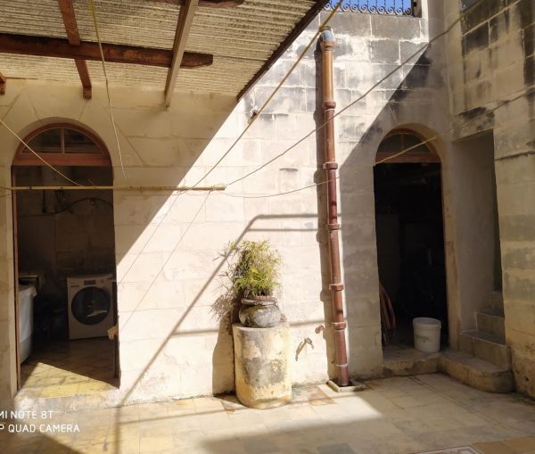 Mosta Town House - Ref No 004058 - Image 6