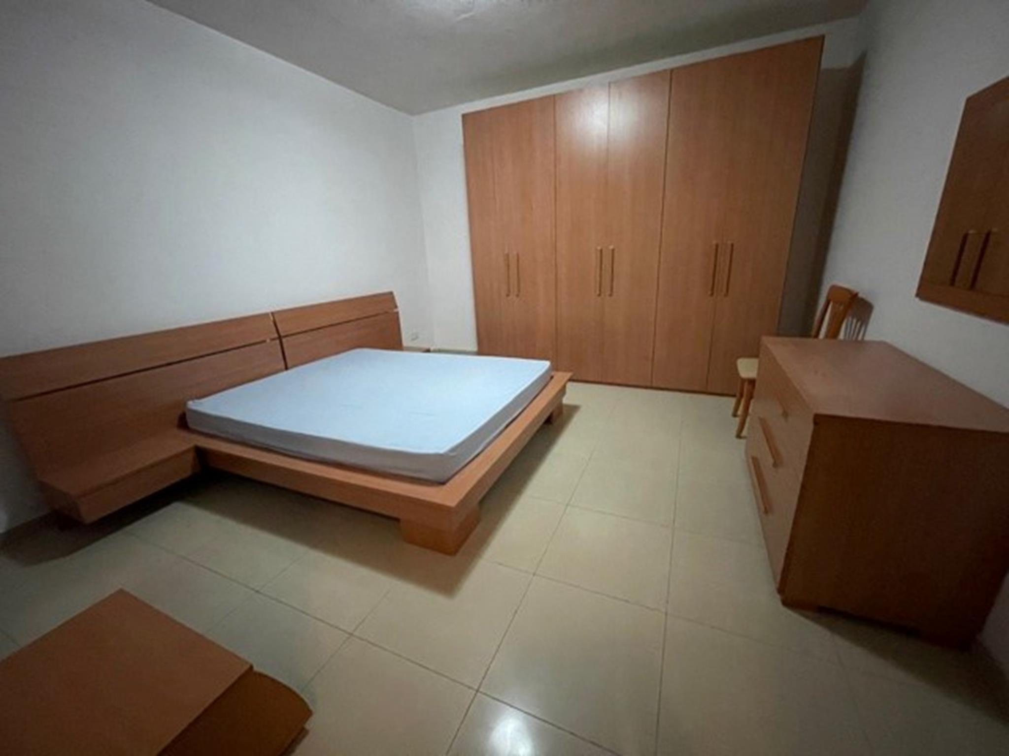 Sliema Apartment - Ref No 004439 - Image 5