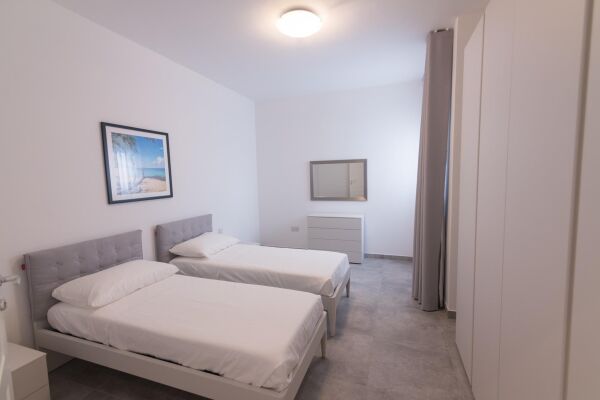 Gzira, Furnished Apartment - Ref No 004709 - Image 4