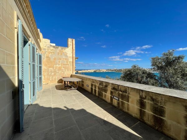Valletta, Furnished Duplex Maisonette - Ref No 004912 - Image 3