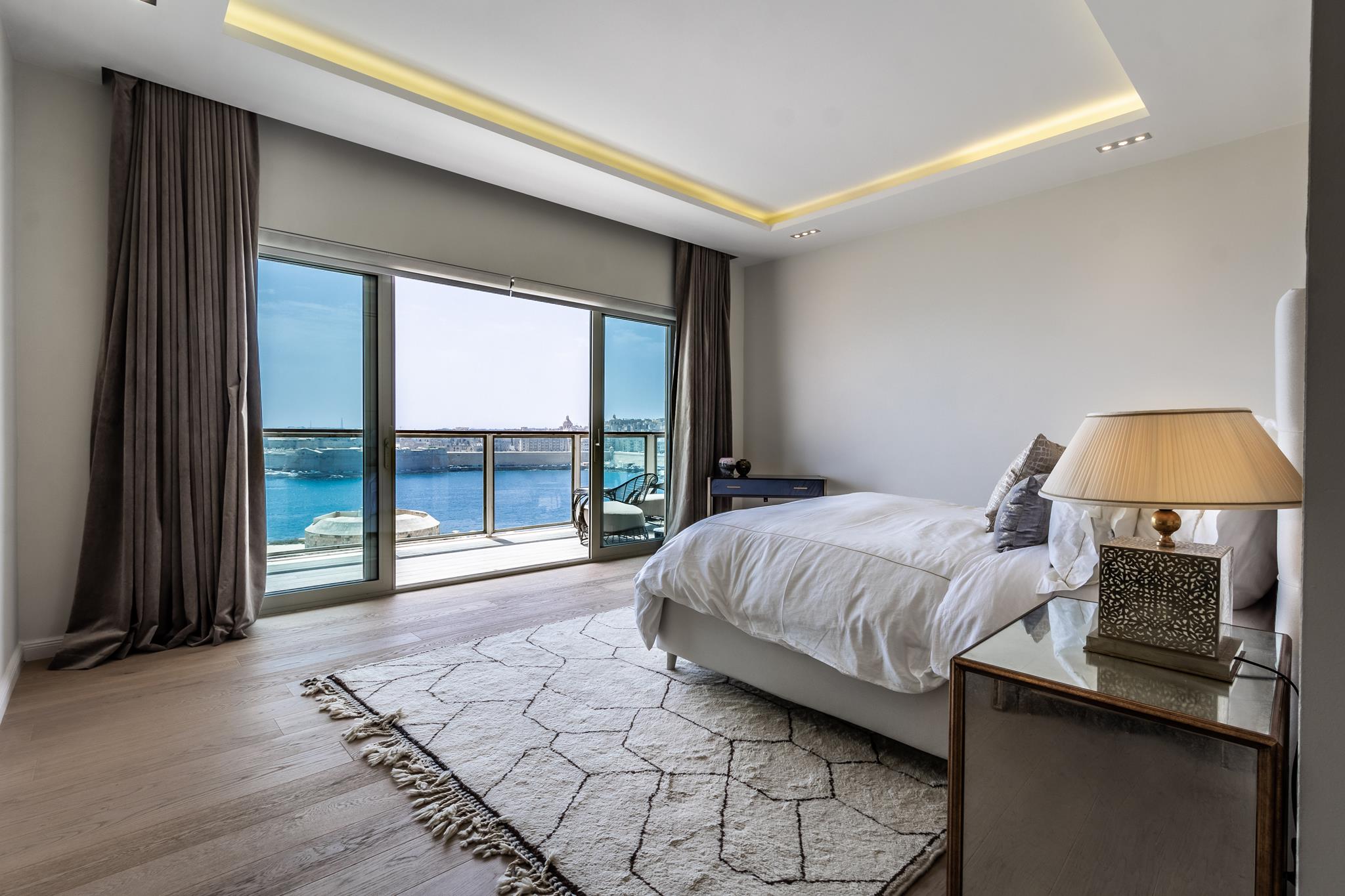 Tigne Point, Luxurious Finish Penthouse - Ref No 005290 - Image 29