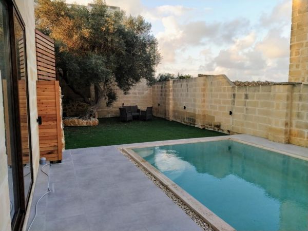 Rabat, Furnished Villa - Ref No 005507 - Image 1