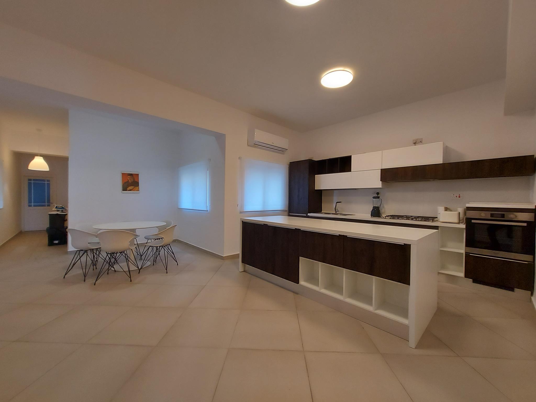 Sliema Apartment - Ref No 005625 - Image 7