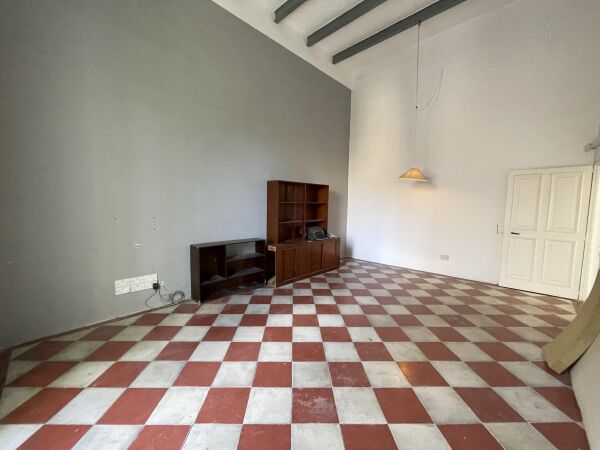 Sliema, Converted Town House - Ref No 005706 - Image 13