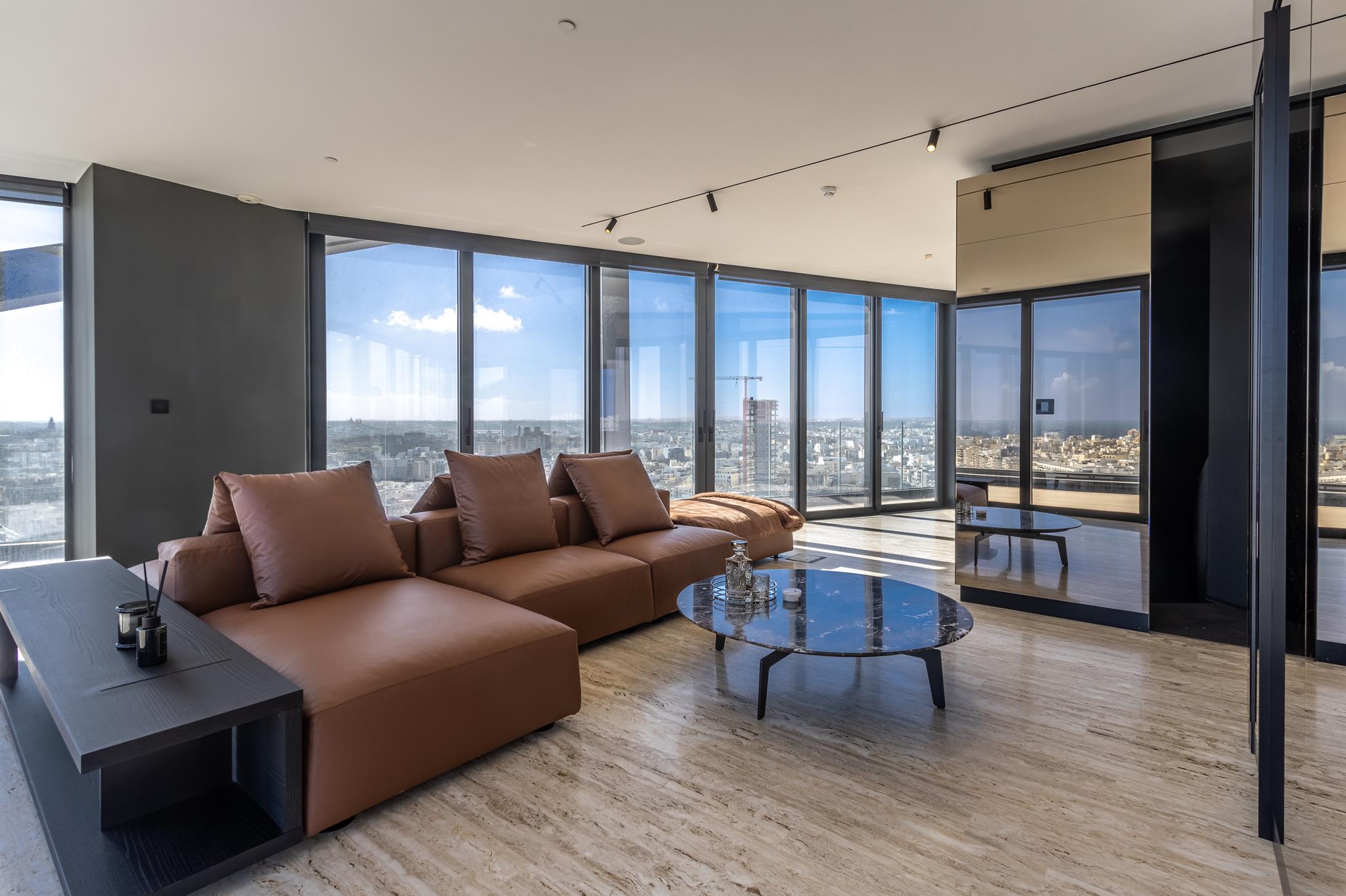 Gzira, Luxury Duplex Penthouse - Ref No 005954 - Image 7