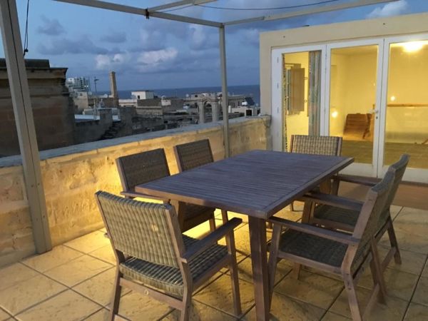 Valletta Apartment - Ref No 006122 - Image 1