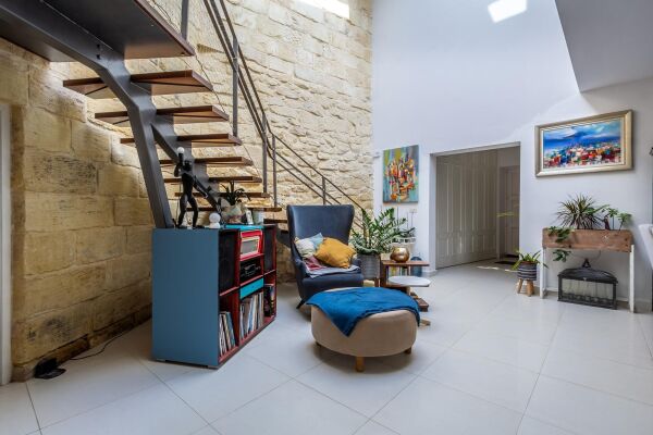 Zurrieq, Converted House of Character - Ref No 006211 - Image 9