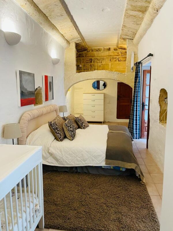 San Lawrenz (Gozo), Converted House of Character - Ref No 006542 - Image 9