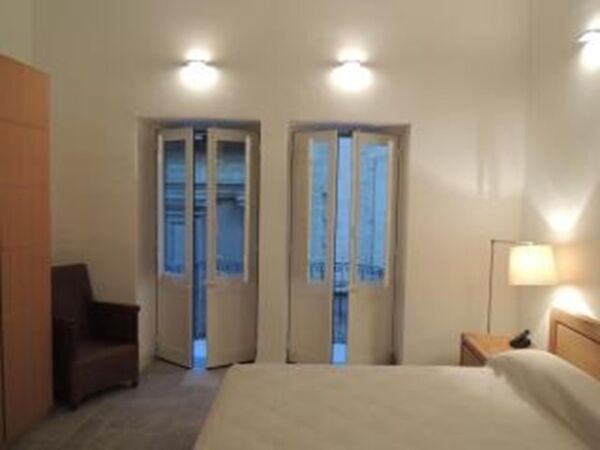 Valletta, Furnished Town House - Ref No 006562 - Image 12