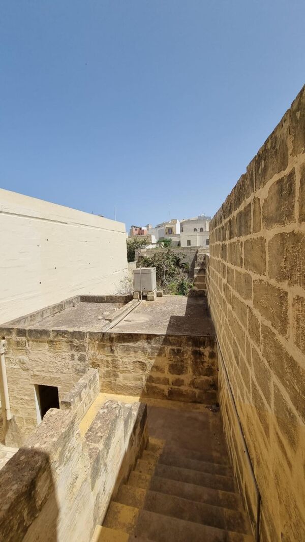Nadur (Gozo), Unconverted House of Character - Ref No 006575 - Image 2