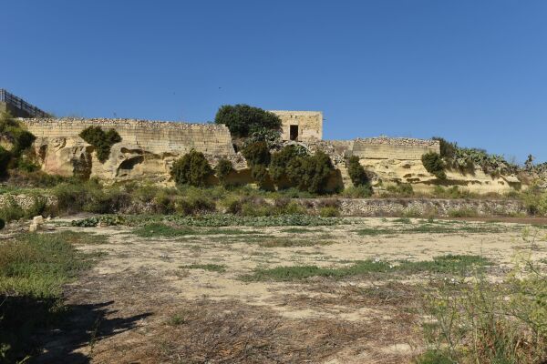 Victoria (Gozo), Unconverted Farmhouse - Ref No 006578 - Image 2