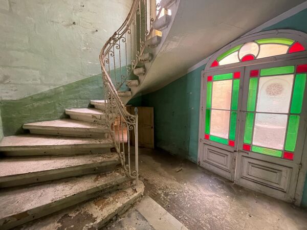 Valletta, Unconverted Town House - Ref No 006595 - Image 1