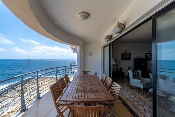 Sliema, Luxury Seafront Apartment - Ref No 006596 - Image 2