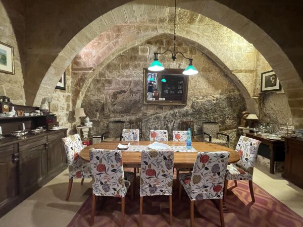 Valletta, Converted Town House - Ref No 006598 - Image 5