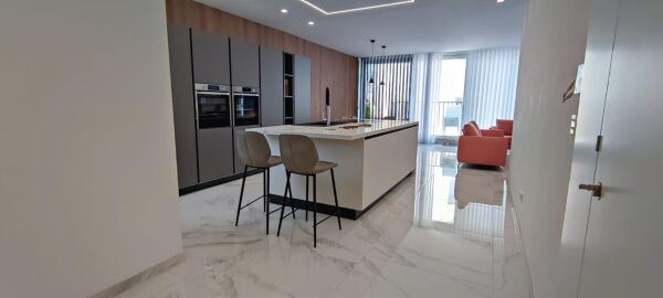 Sliema, Luxury Furnished Penthouse - Ref No 006603 - Image 7