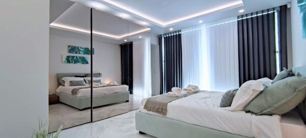 Sliema, Luxury Furnished Penthouse - Ref No 006603 - Image 17