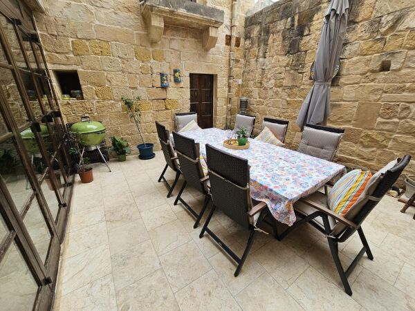Naxxar, Converted House of Character - Ref No 006826 - Image 4